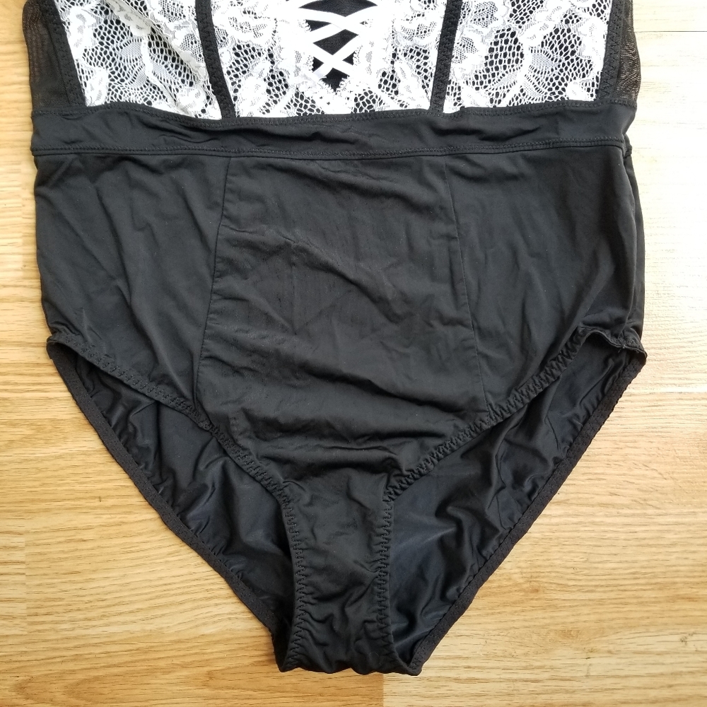 La Senza black lace french maid bodysuit lingerie - Picture 4 of 12